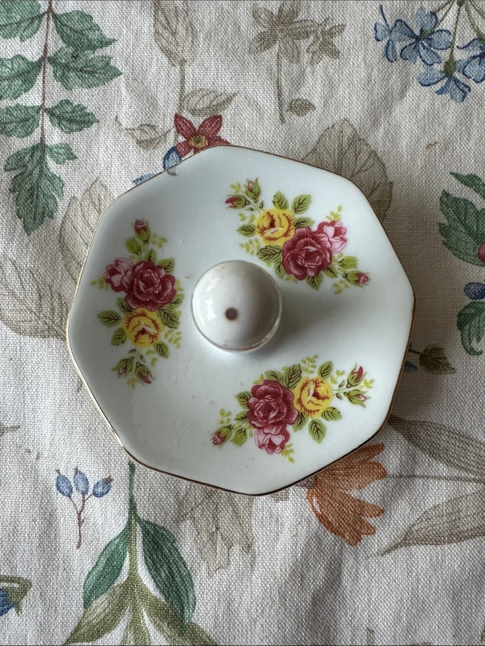 Vintage Floral Ceramic Ring Holder with Gold Trim
